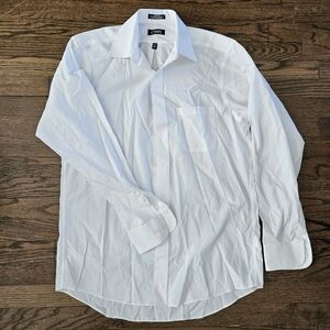 Chaps Men's Classic White Dress Shirt